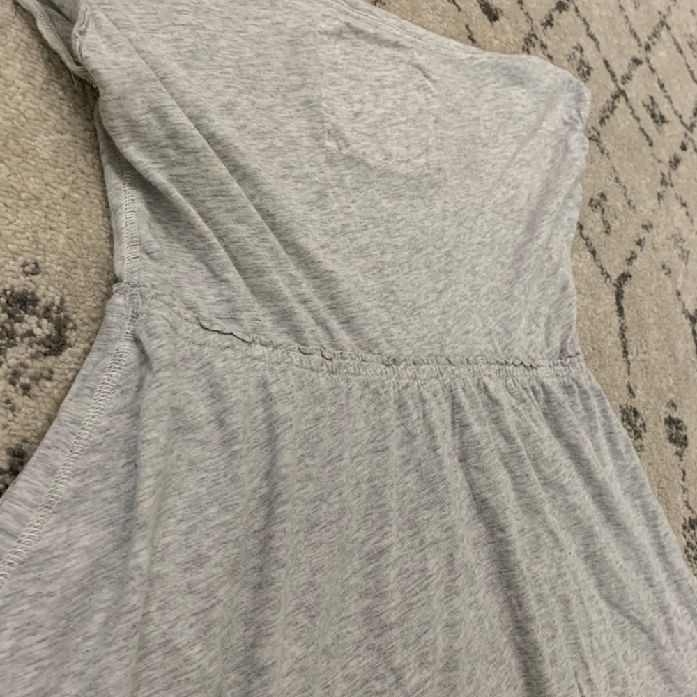 SOLD *** Abercrombie & Fitch Medium Gray Shirt - Picture 8 of 8